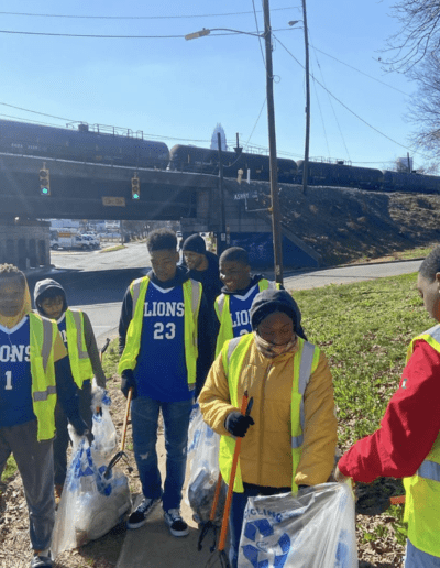 Group volunteering to pick up trash